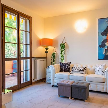 La Casa Sul Porto - Italian Homing Διαμέρισμα Σιρμιόνε Εξωτερικό φωτογραφία