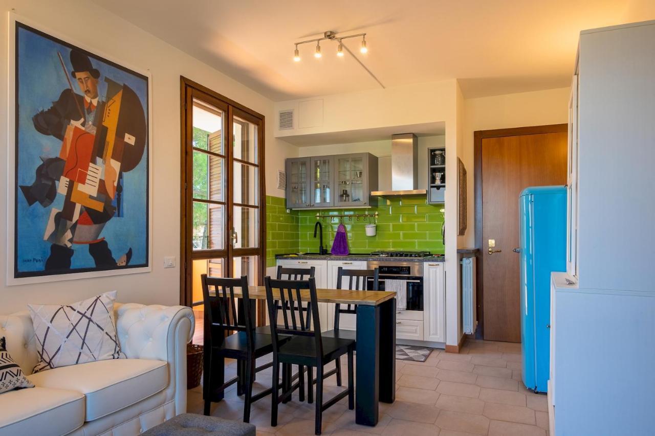 La Casa Sul Porto - Italian Homing Διαμέρισμα Σιρμιόνε Εξωτερικό φωτογραφία