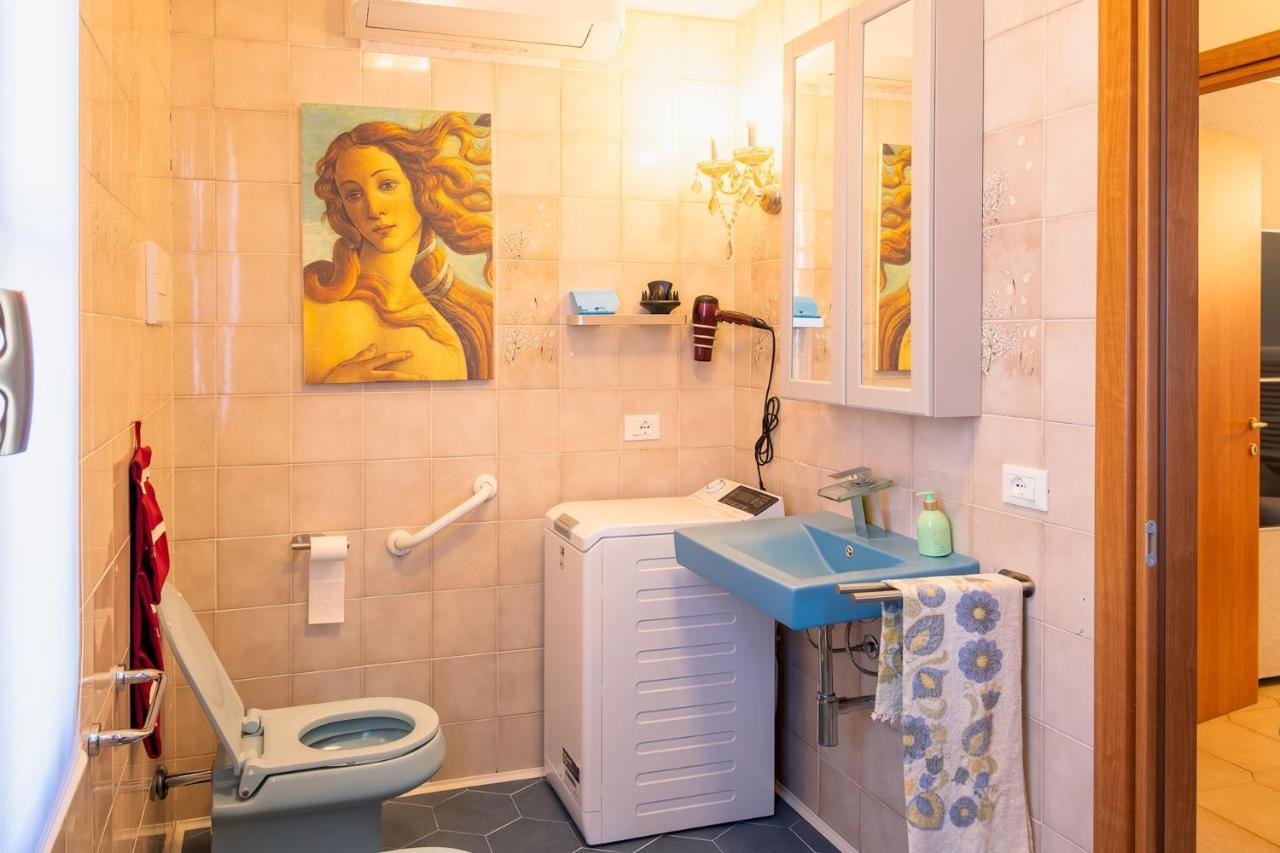 La Casa Sul Porto - Italian Homing Διαμέρισμα Σιρμιόνε Εξωτερικό φωτογραφία