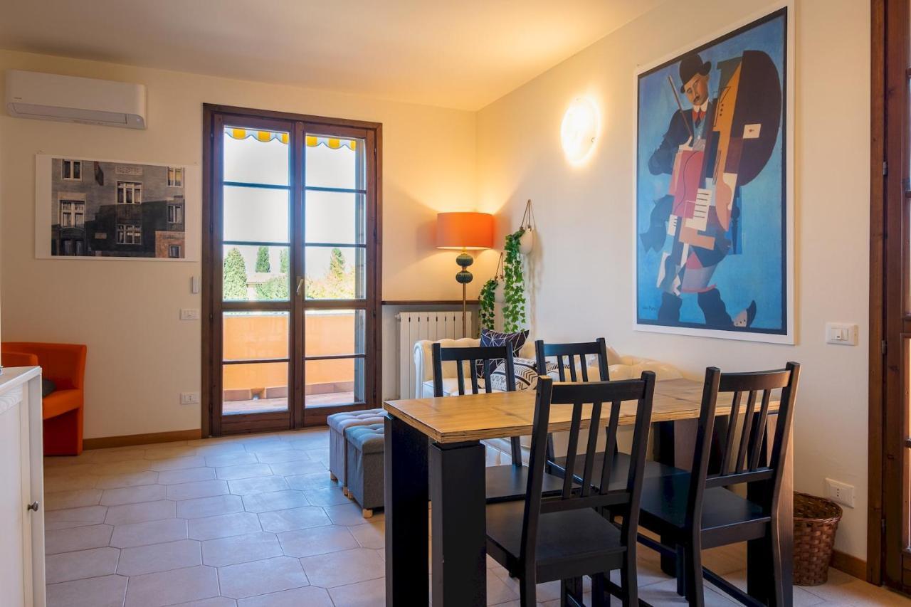 La Casa Sul Porto - Italian Homing Διαμέρισμα Σιρμιόνε Εξωτερικό φωτογραφία